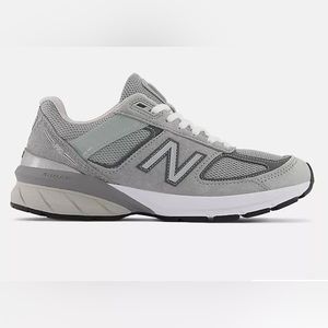 New Balance 990v5 Core size 9